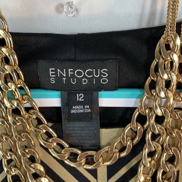 🔸◾️GEOMETRIC DESIGN DRESS by🔸◾️ENFOCUS STUDIO - Picture 2 of 5